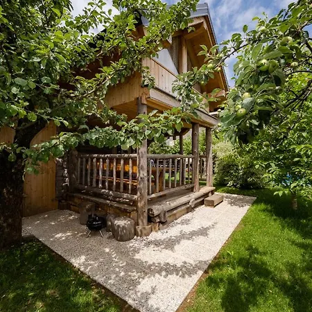 Sejalec * לאסצה