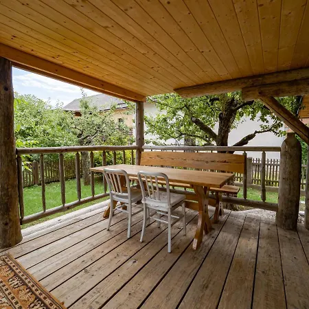 Σαλέ Sejalec Lesce (Upper Carniola)